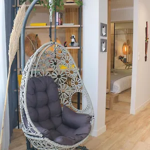 Luxury 80m2 With Balcony Downtown דירה סלוניקי