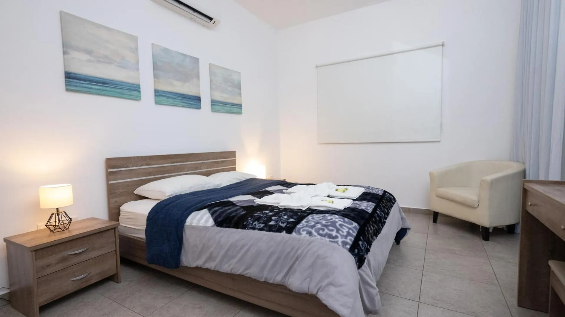 איה נאפה Bellagio Napa Suites קפריסין