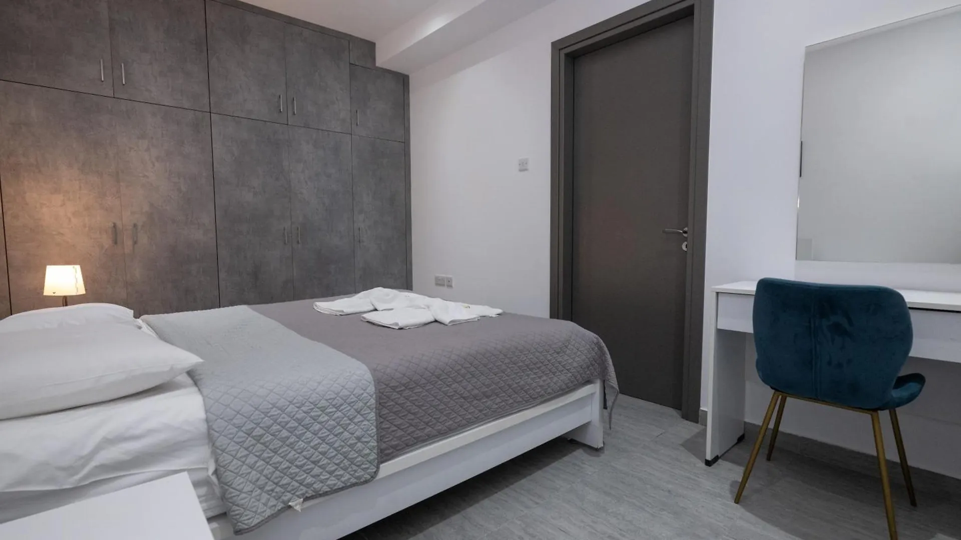איה נאפה Bellagio Napa Suites